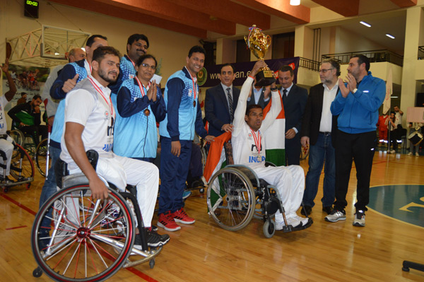 basket-icrc011